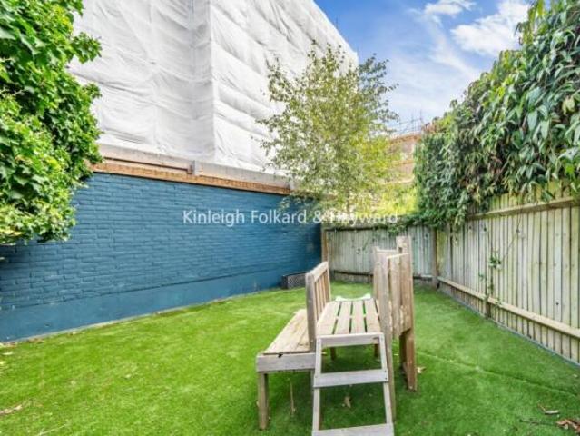 Flat for rent in Acton, Greater London