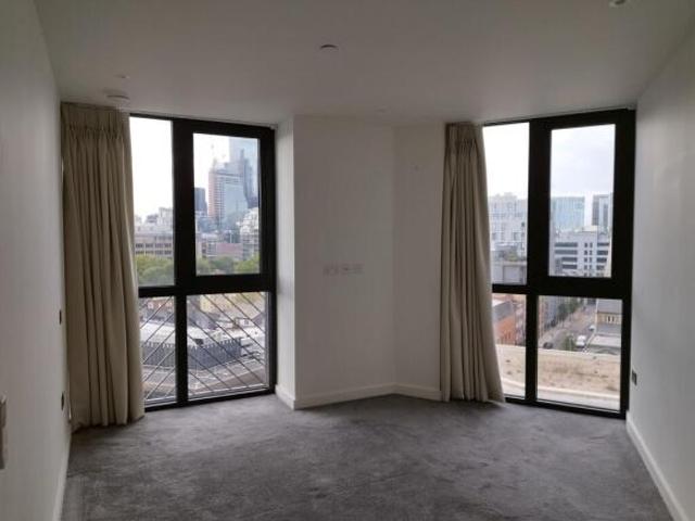 Flat for rent in Cat Hill