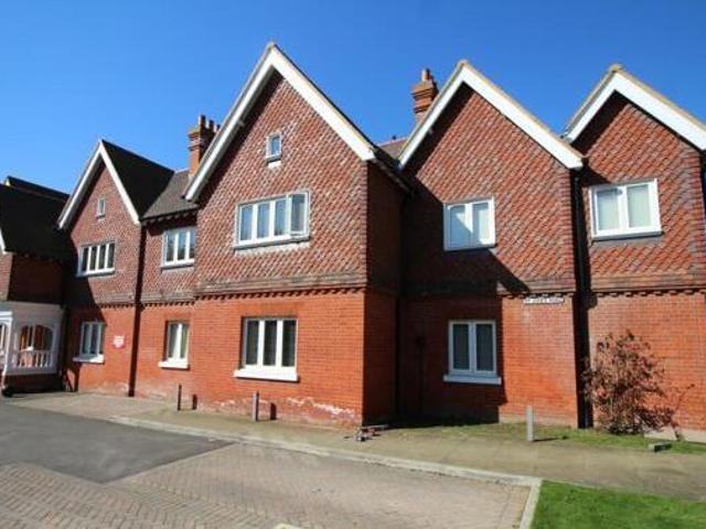 House for rent in Surrey