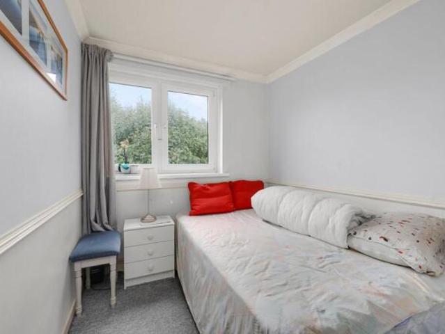Flat for rent in Cat Hill