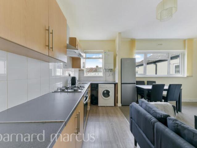 Flat for rent in Streatham, Greater London