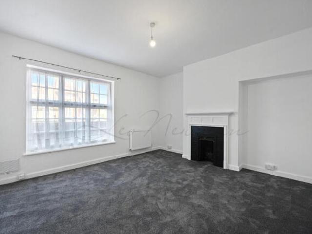 Flat for rent in Cat Hill
