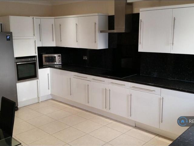 Flat for rent in Finchley