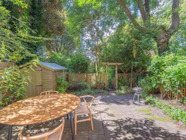 Flat for rent in Hampstead, Greater London