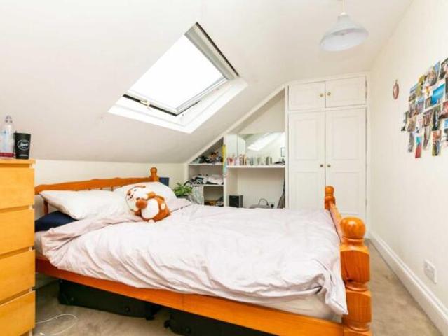 Flat for rent in Tooting Graveney, Isle Of Man