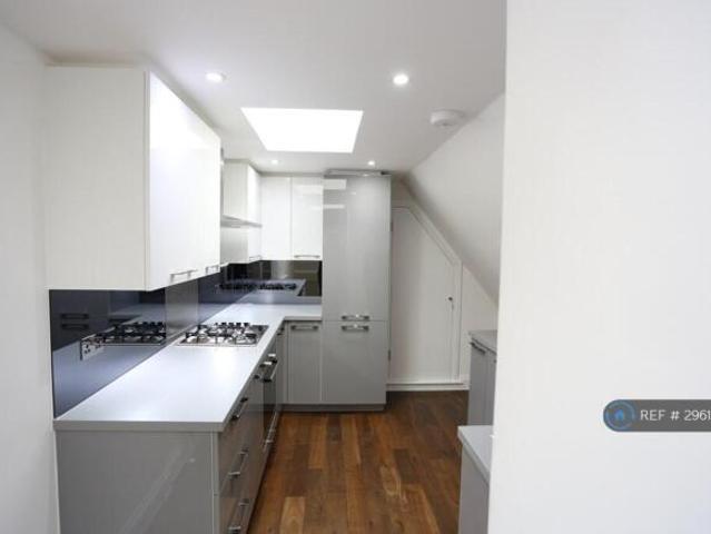 Flat for rent in Cat Hill