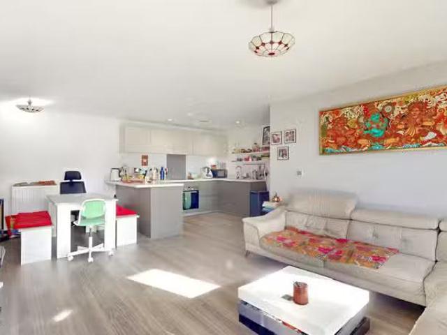 House for rent in Coney Hall, West Wickham