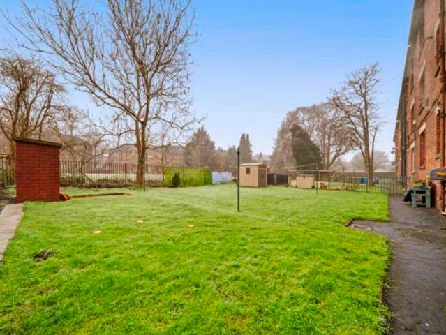 Flat for rent in Claythorn, Glasgow