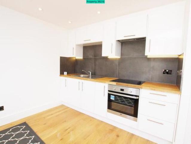 Flat for rent in Cat Hill