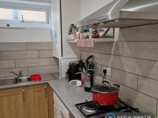 Flat for rent in Cat Hill