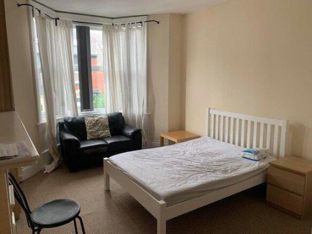 Flat for rent in Jesmond, Tyne And Wear