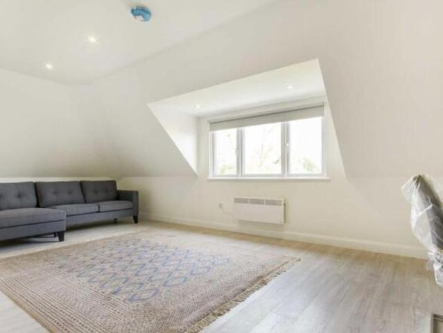 Flat for rent in Greater London
