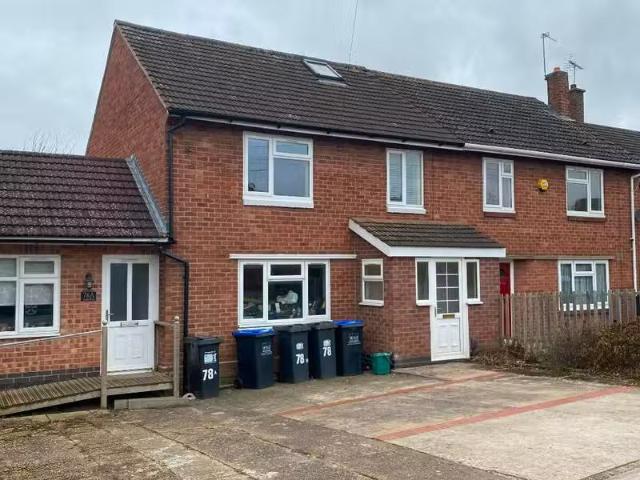 House for rent in Lillington, Green Close