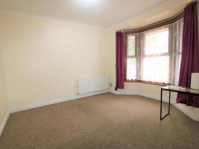 Flat for rent in Little Heath, Greater London
