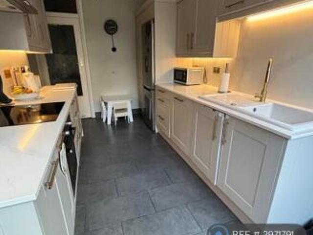 Flat for rent in Cat Hill