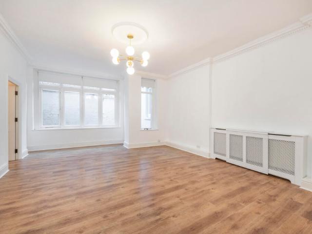 Flat for rent in Cat Hill, Isle Of Man