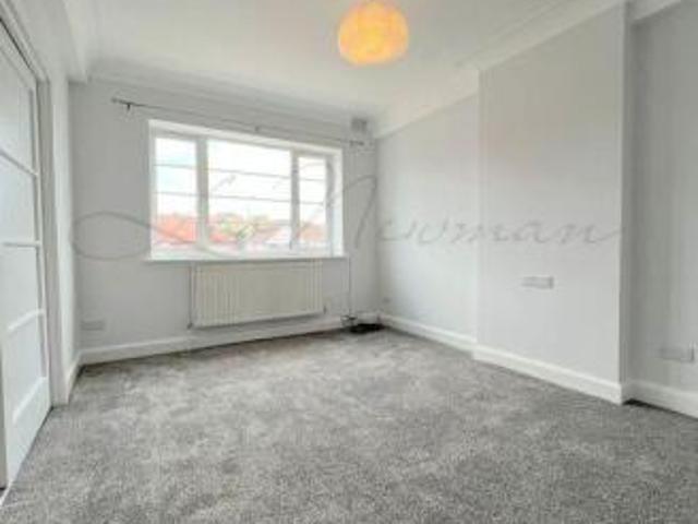 Flat for rent in London Borough of Barnet, Greater London
