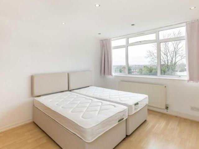 Flat for rent in Greater London