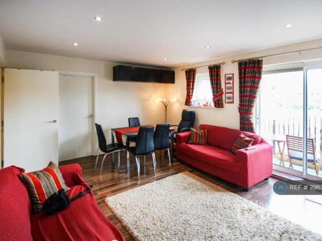 Flat for rent in Cat Hill