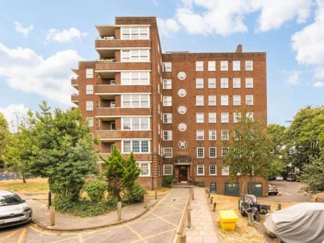 Flat for rent in Highgate, Greater London