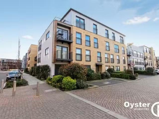 House for rent in Little Stanmore, Greater London