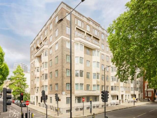 Flat for rent in Cat Hill