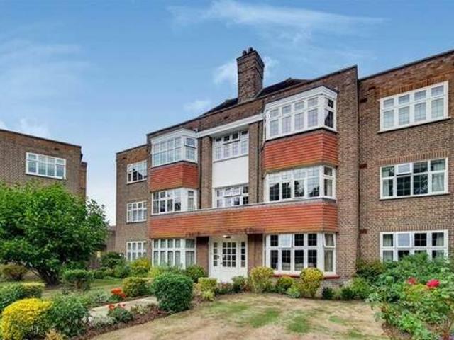 House for rent in Surrey