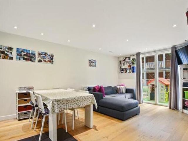 House for rent in Lyons, Greater London