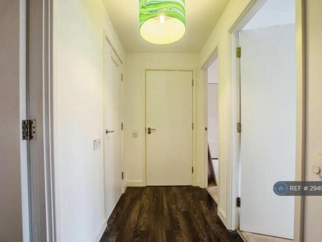 Flat for rent in Cat Hill