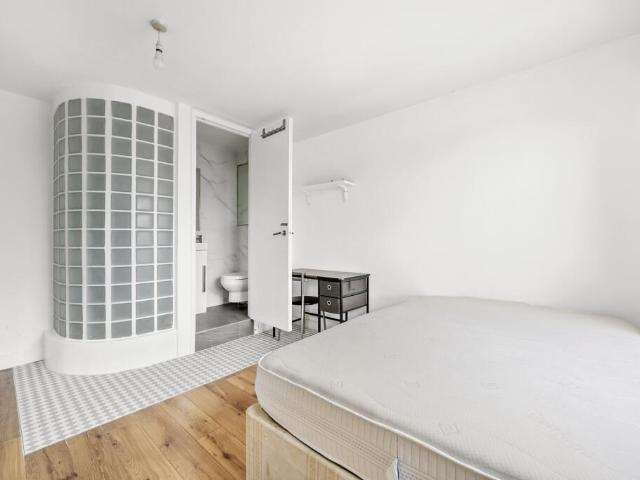 Flat for rent in Cat Hill, Isle Of Man