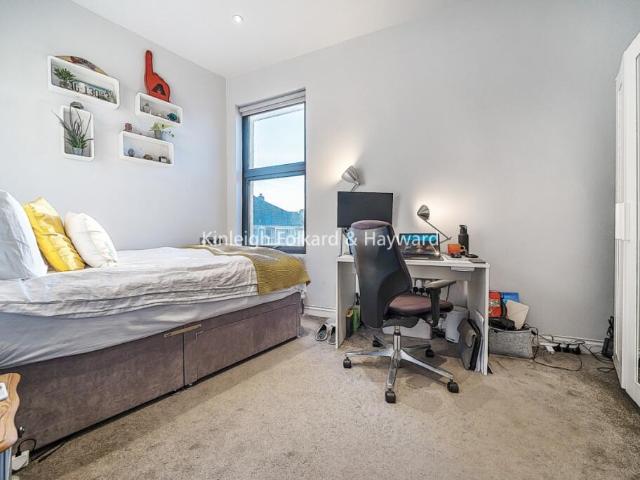 Flat for rent in Tooting Graveney, Isle Of Man