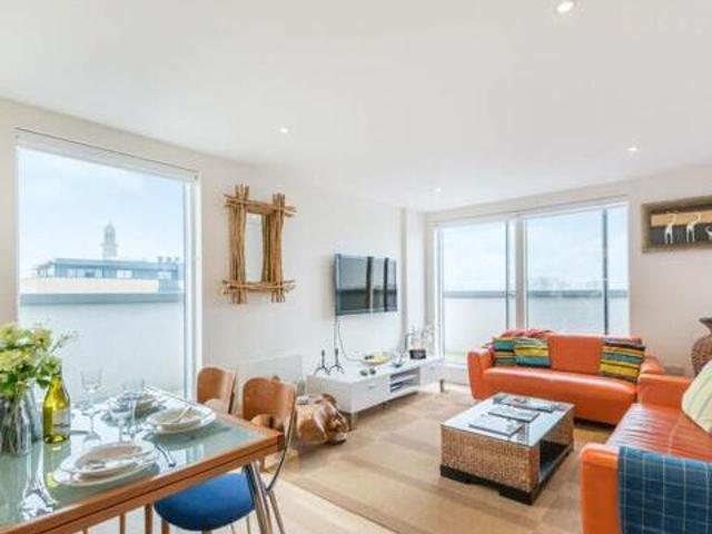House for rent in Brentford, Greater London