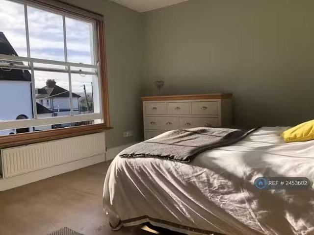 House for rent in Perryfields, West Sussex