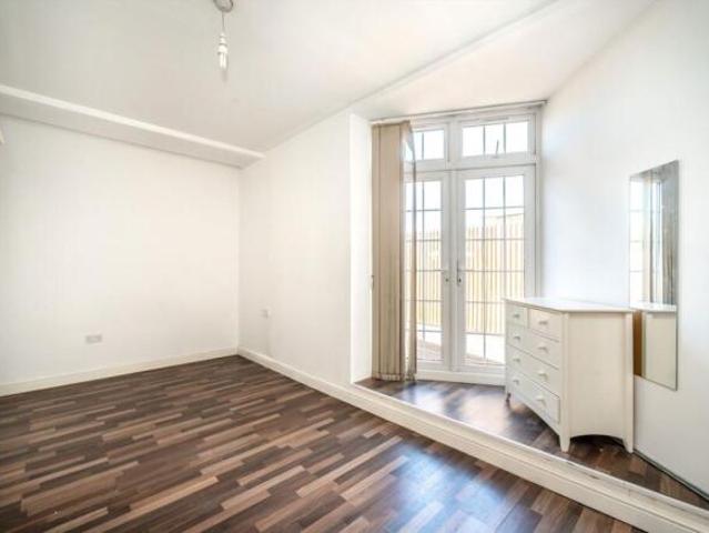 Flat for rent in Twickenham, Greater London