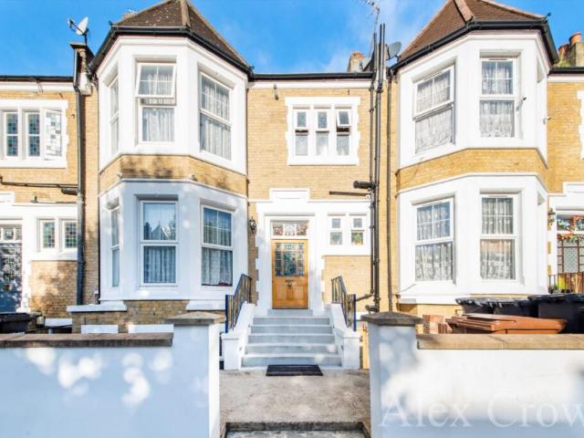 Flat for rent in Stoke Newington