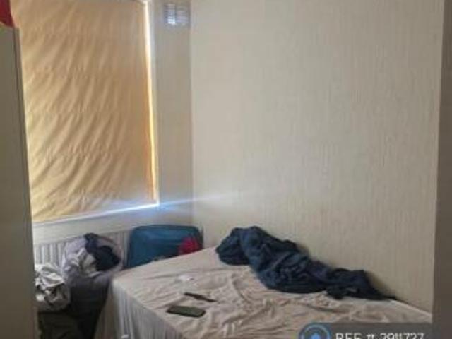 Flat for rent in Cat Hill