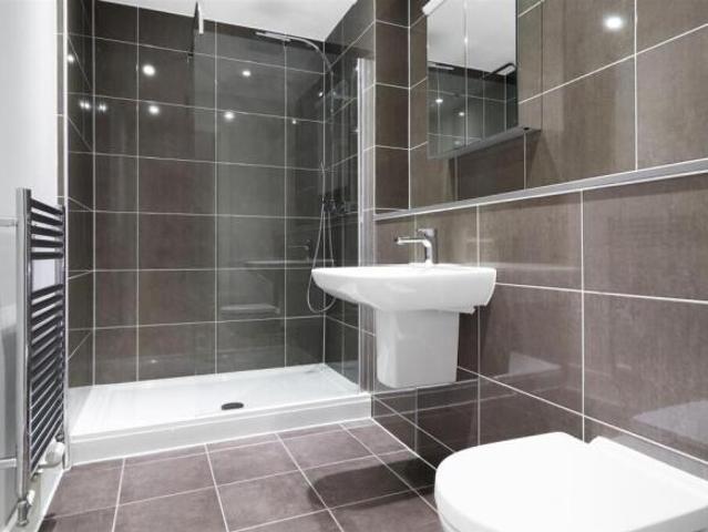 Flat for rent in Golden Valley, Gloucestershire