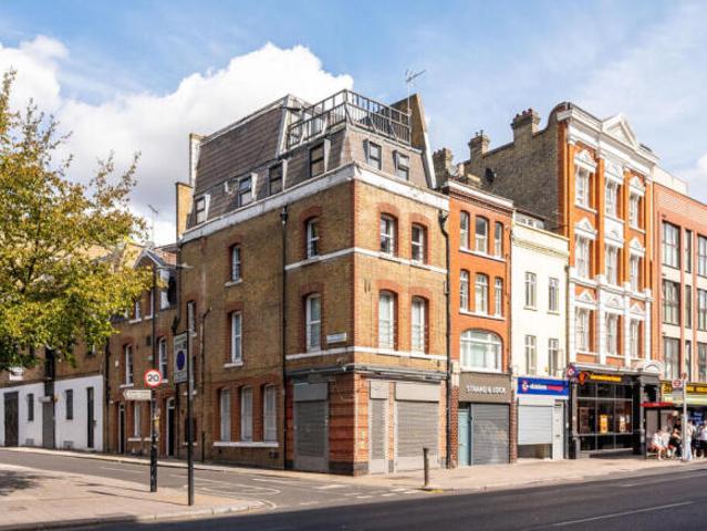 Flat for rent in Greater London