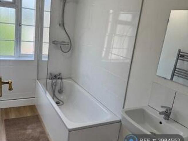 Flat for rent in Cat Hill