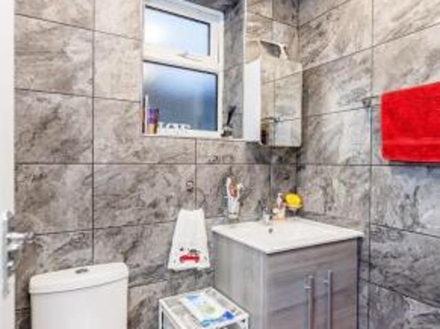 Flat for rent in Cat Hill