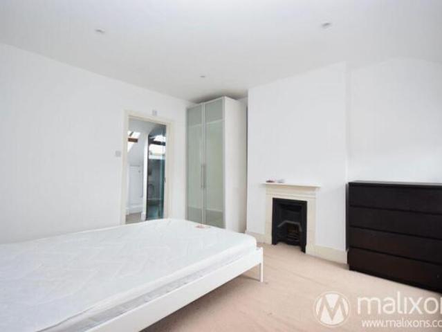 Flat for rent in Cat Hill