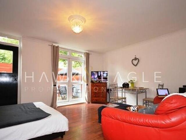House for rent in Lyons, Greater London