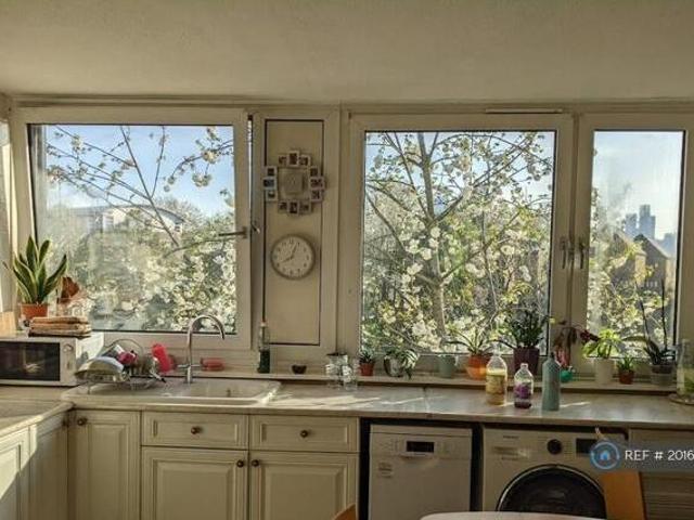 House for rent in Lyons, Greater London
