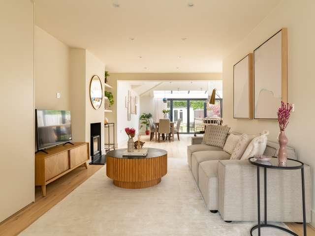 Apartment for rent in Mill Hill, Greater London