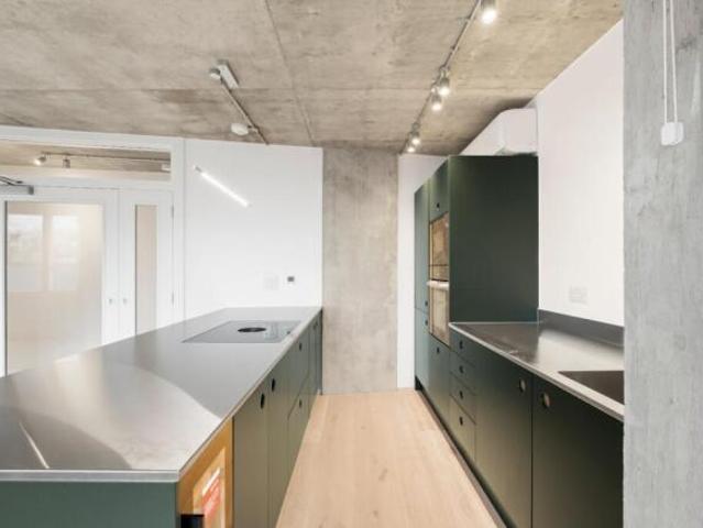 Flat for rent in Cat Hill