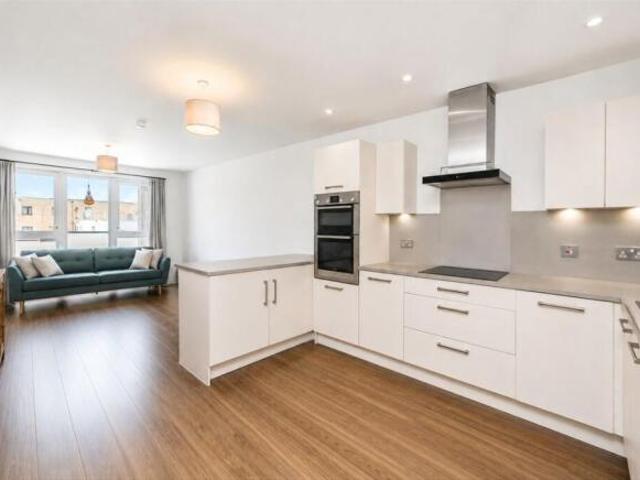 Flat for rent in Isleworth, Greater London