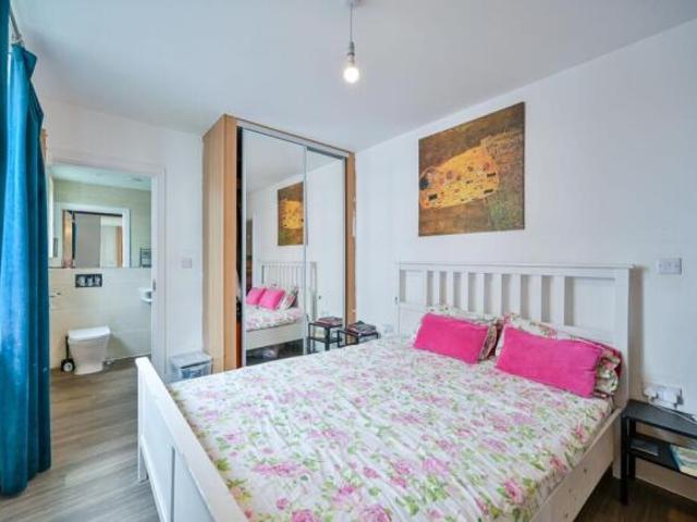 Flat for rent in Isleworth, Greater London