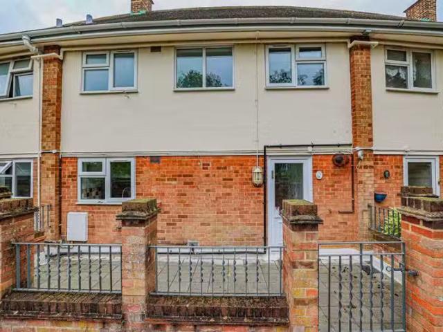 House for rent in Pouchen End, Hertfordshire
