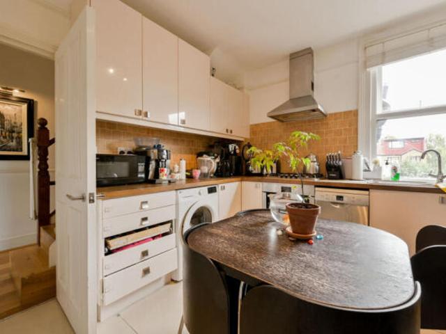 Flat for rent in West Ealing, Greater London