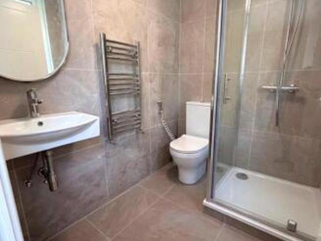 Flat for rent in Cat Hill